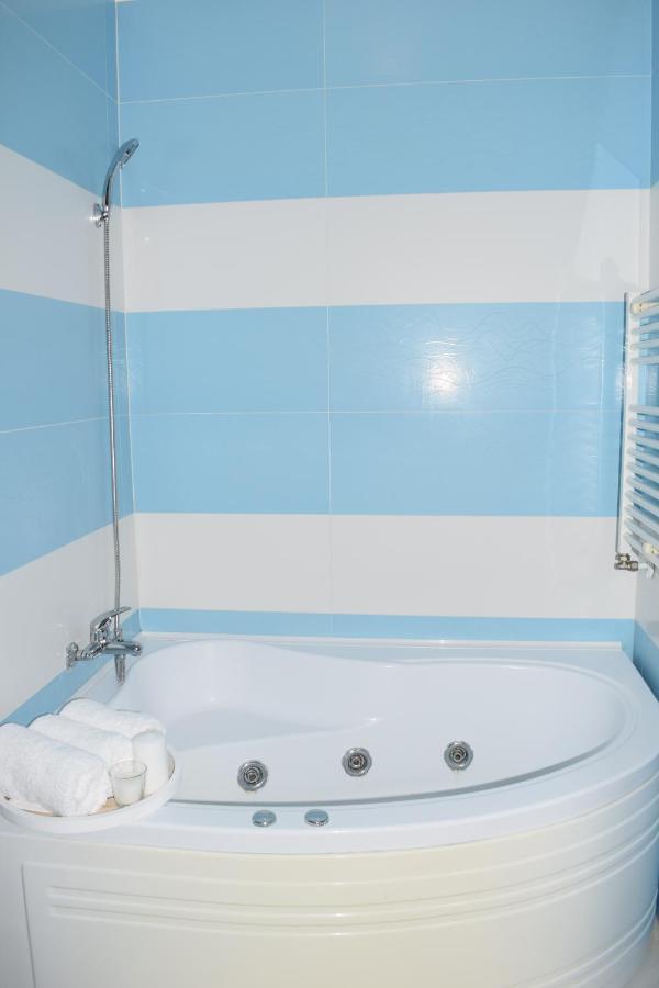 Sweet Residence Apartment Arad Exterior photo