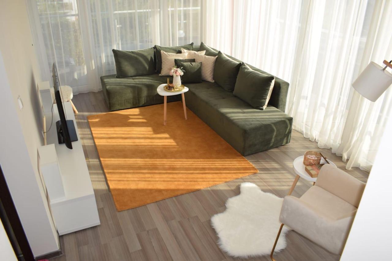 Sweet Residence Apartment Arad Exterior photo